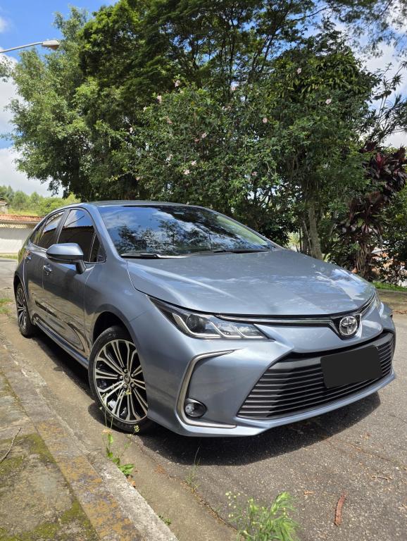 TOYOTA Corolla - Foto