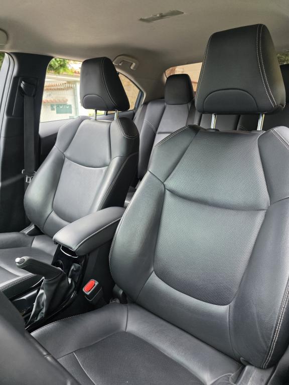 TOYOTA Corolla - Foto