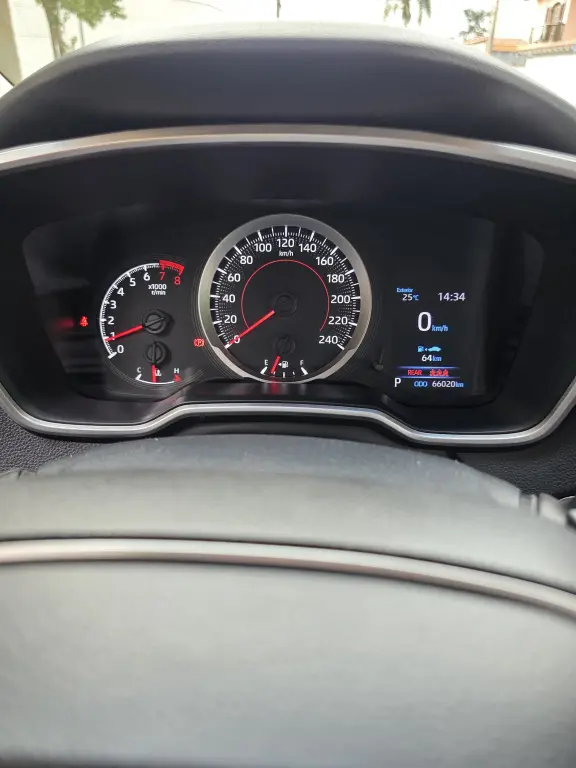 TOYOTA Corolla - Foto