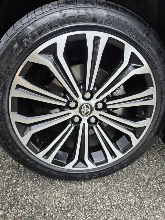 TOYOTA Corolla - Foto