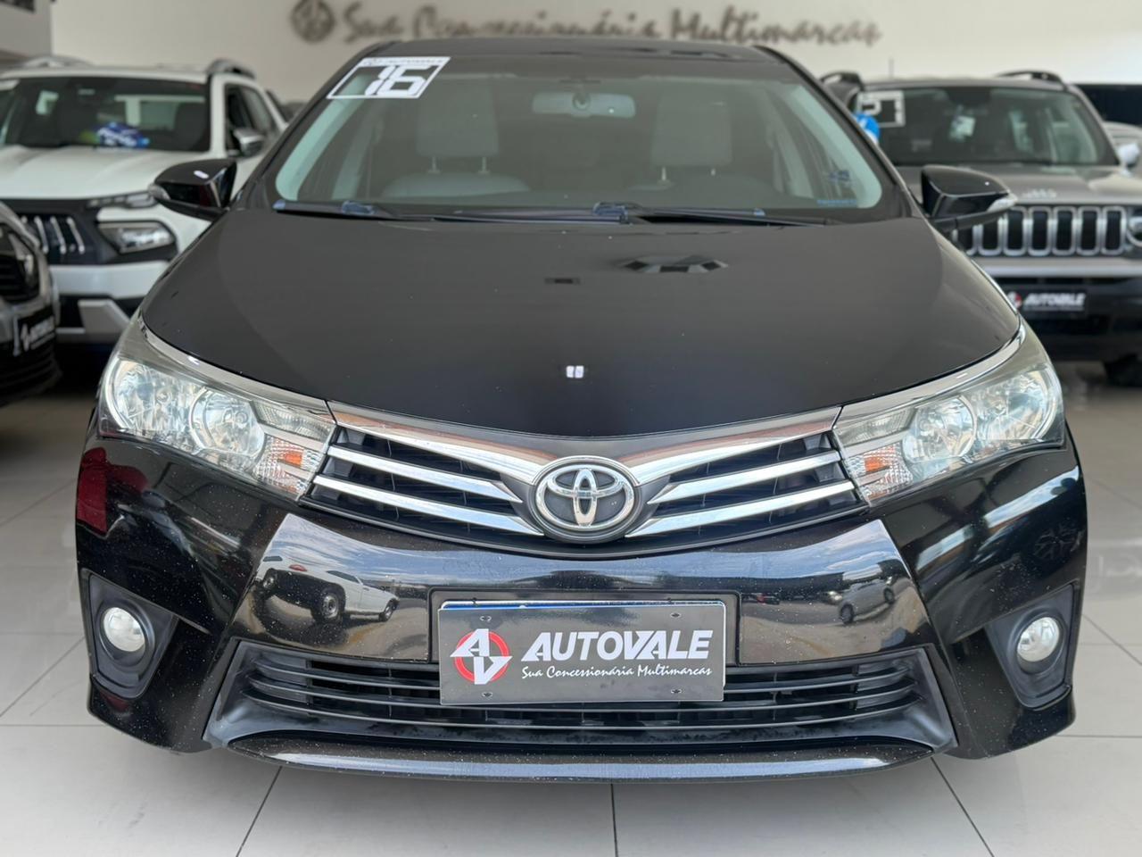 TOYOTA Corolla - Foto