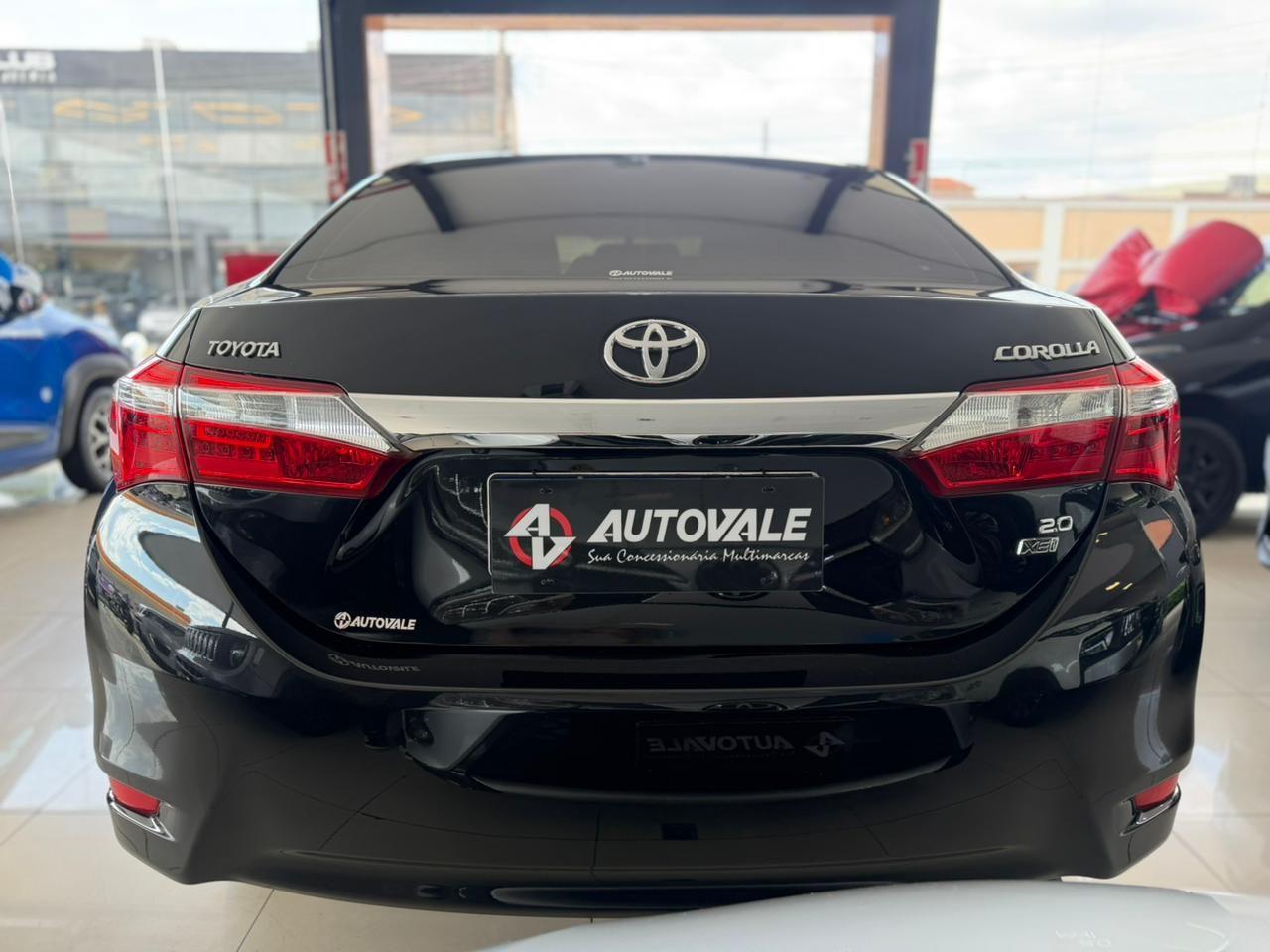 TOYOTA Corolla - Foto