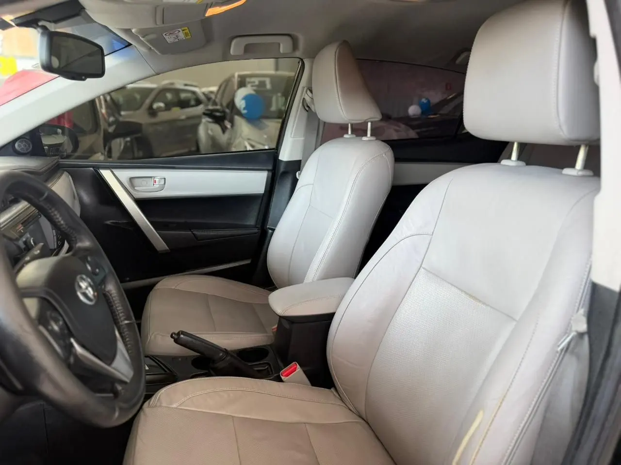 TOYOTA Corolla - Foto