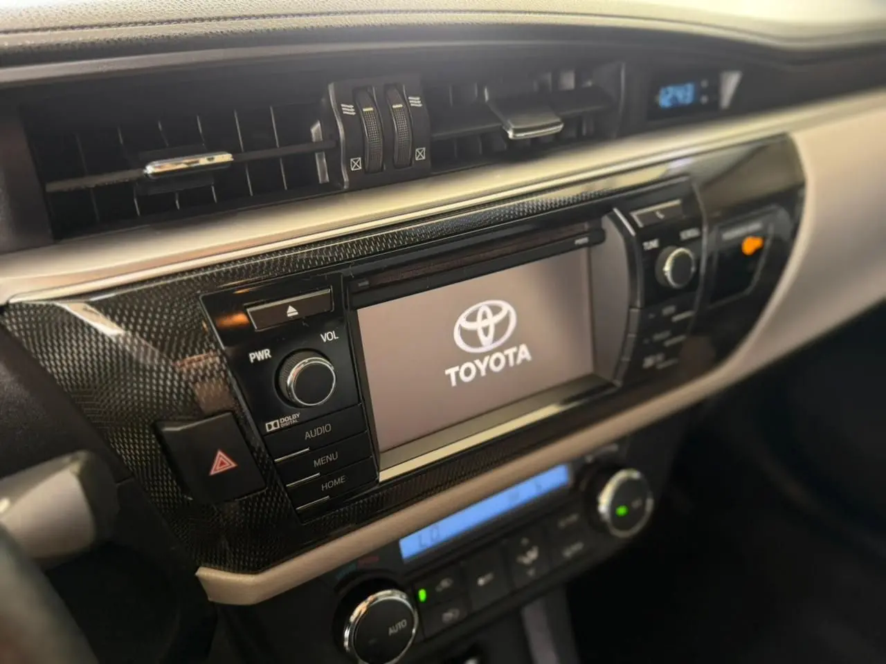 TOYOTA Corolla - Foto