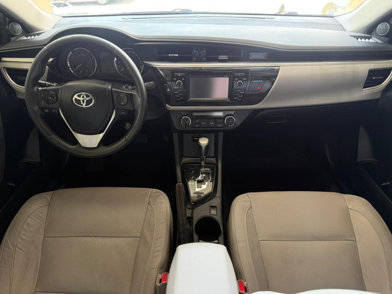 TOYOTA Corolla - Foto