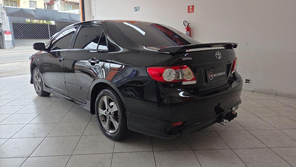 TOYOTA Corolla - Foto