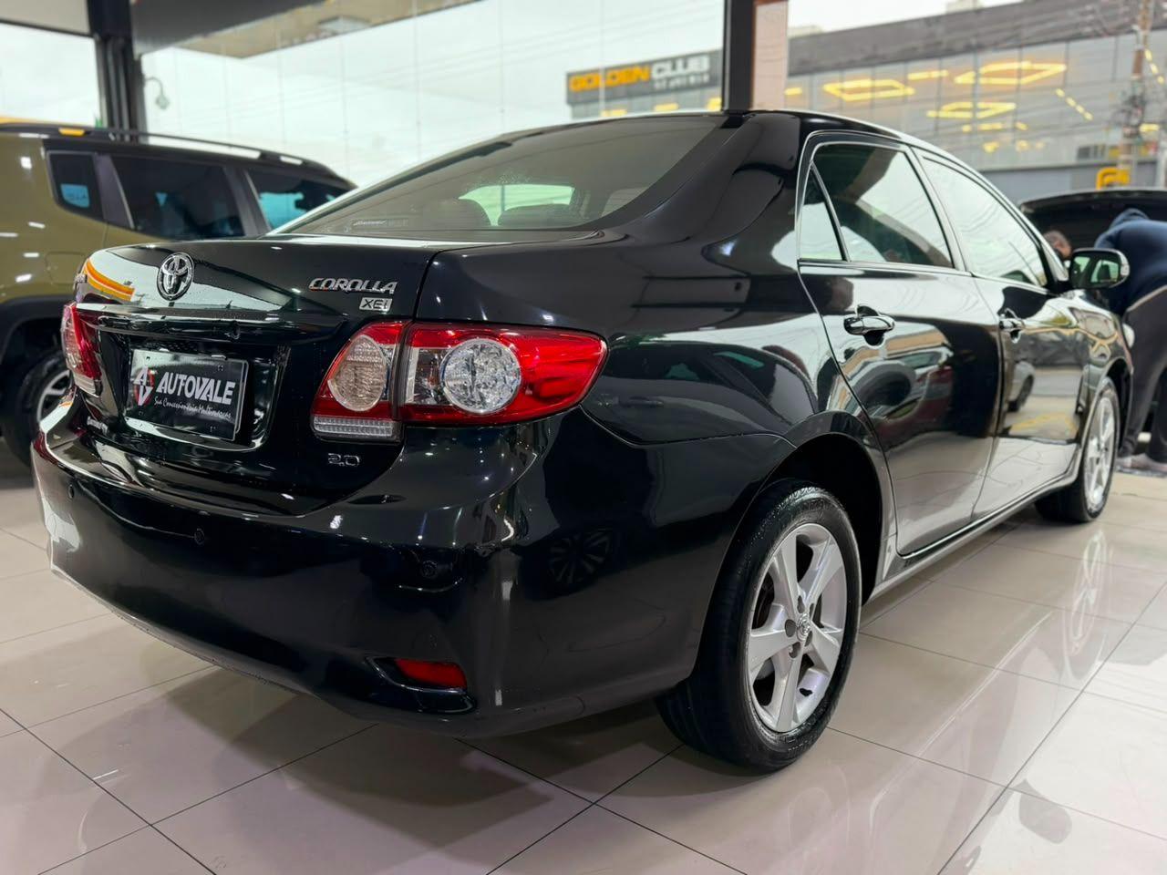 TOYOTA Corolla - Foto
