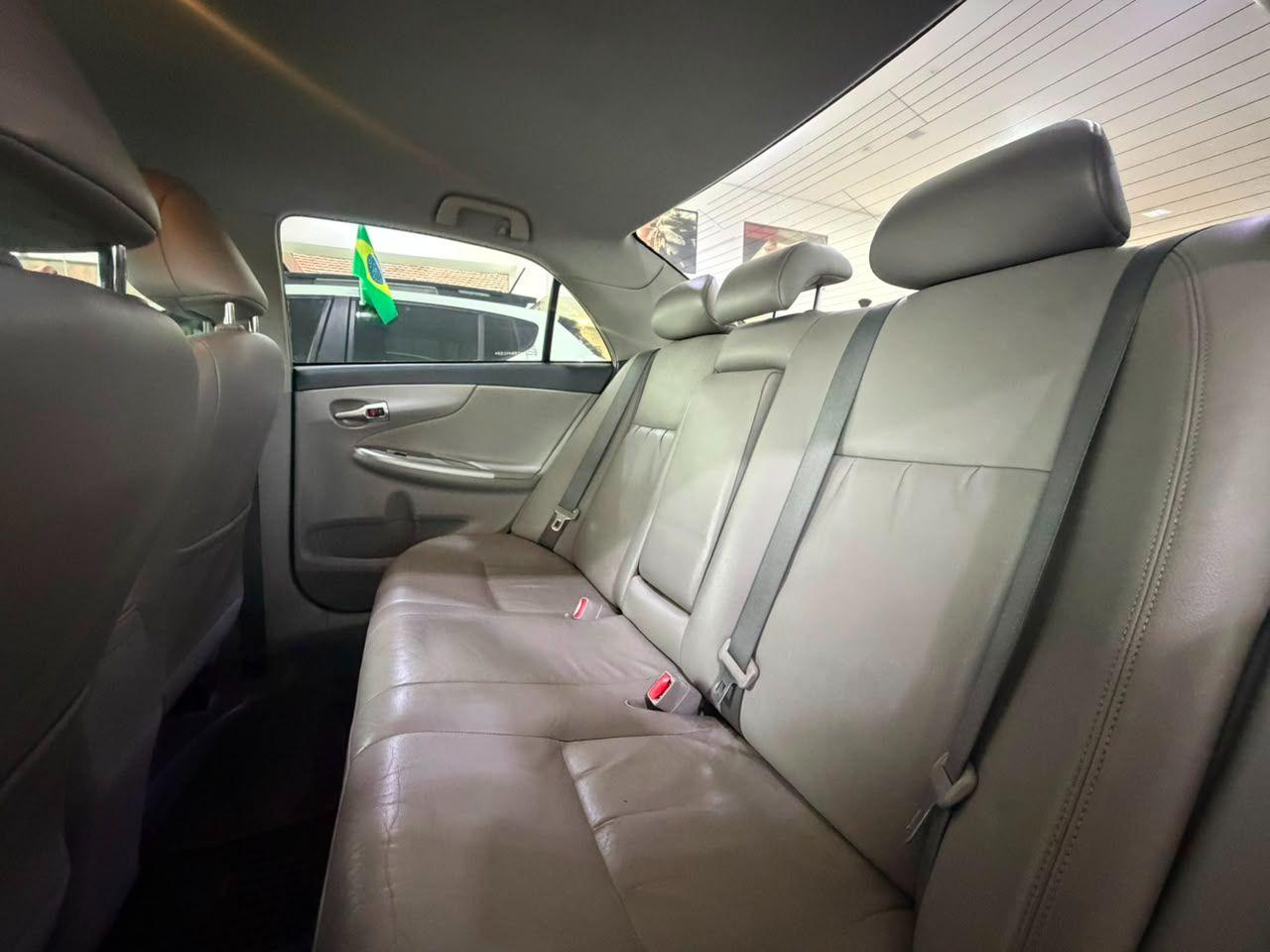 TOYOTA Corolla - Foto