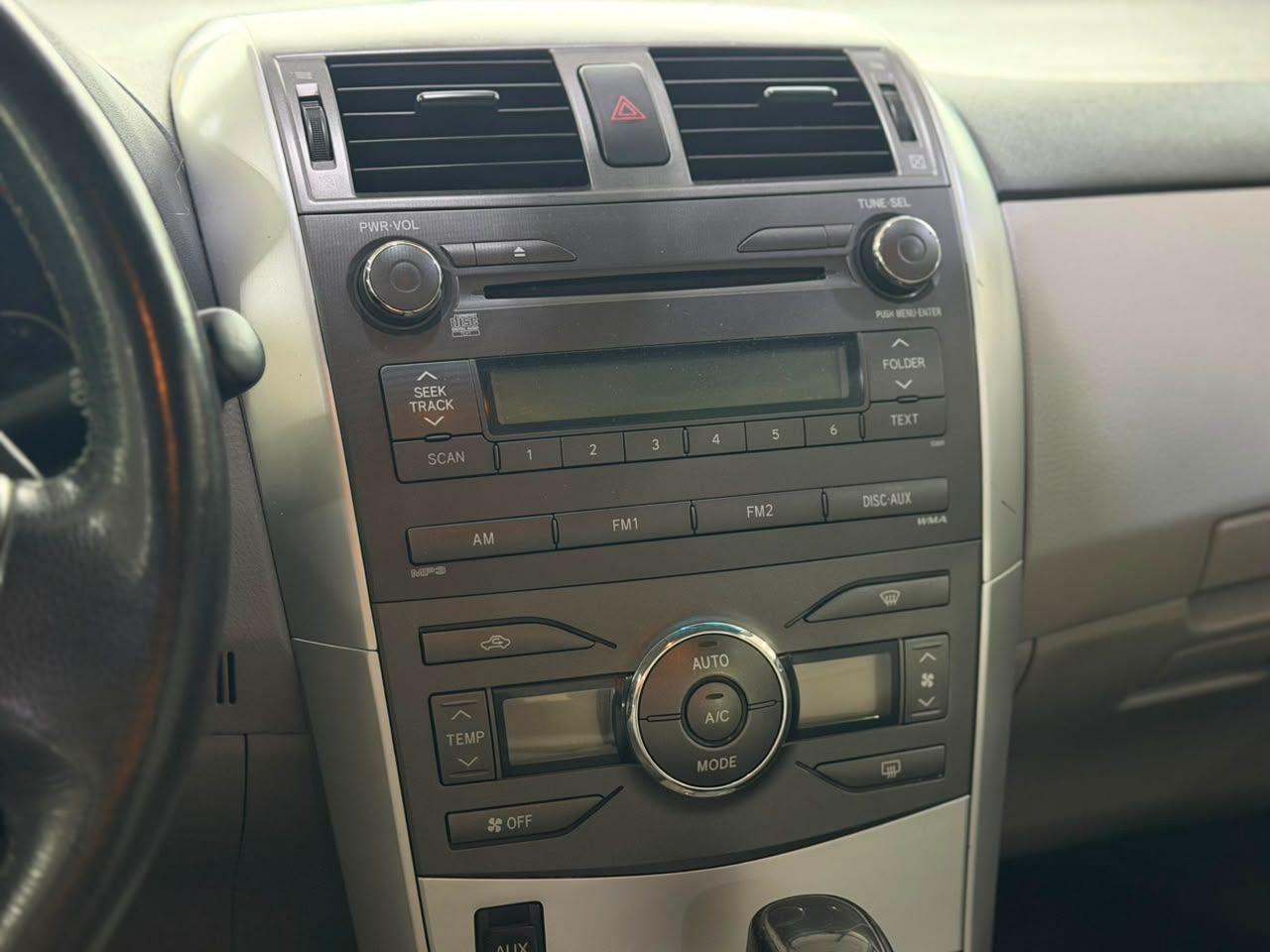 TOYOTA Corolla - Foto