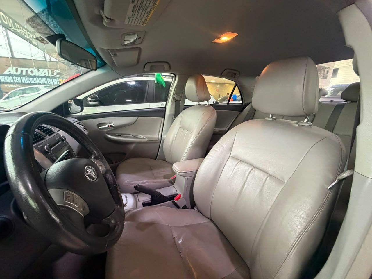 TOYOTA Corolla - Foto