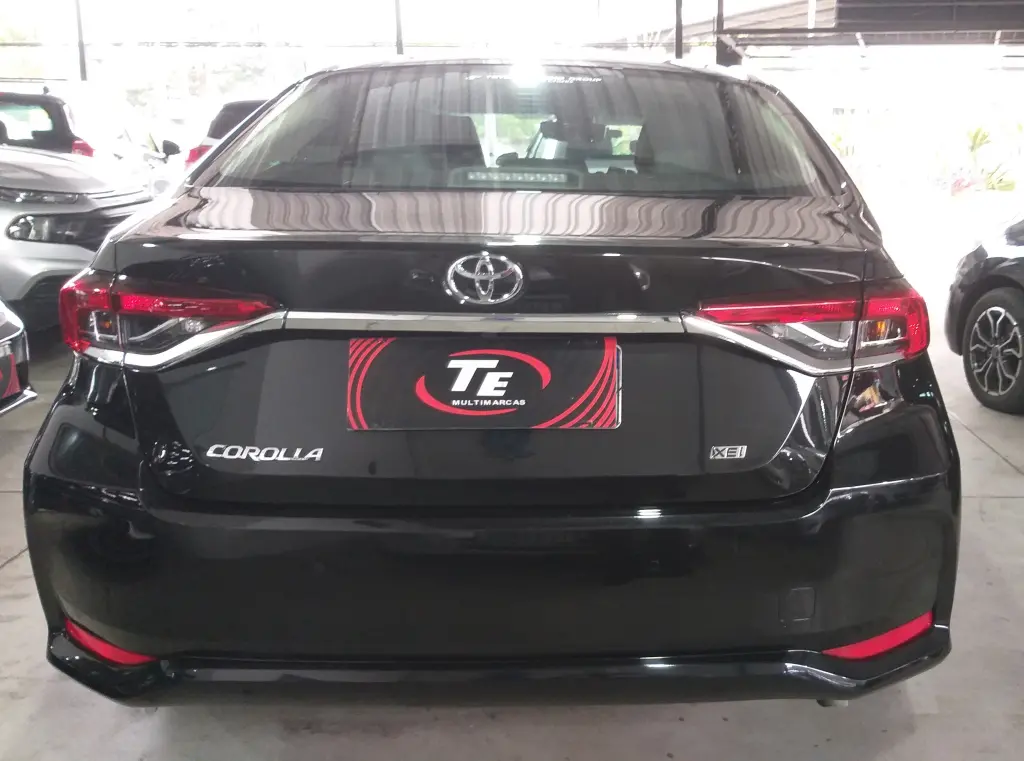 TOYOTA Corolla - Foto