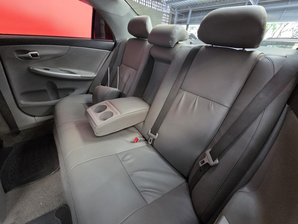TOYOTA Corolla - Foto
