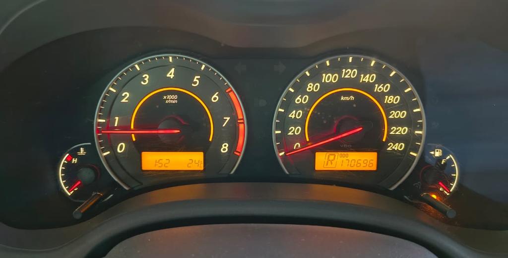 TOYOTA Corolla - Foto