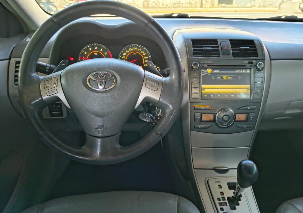 TOYOTA Corolla - Foto