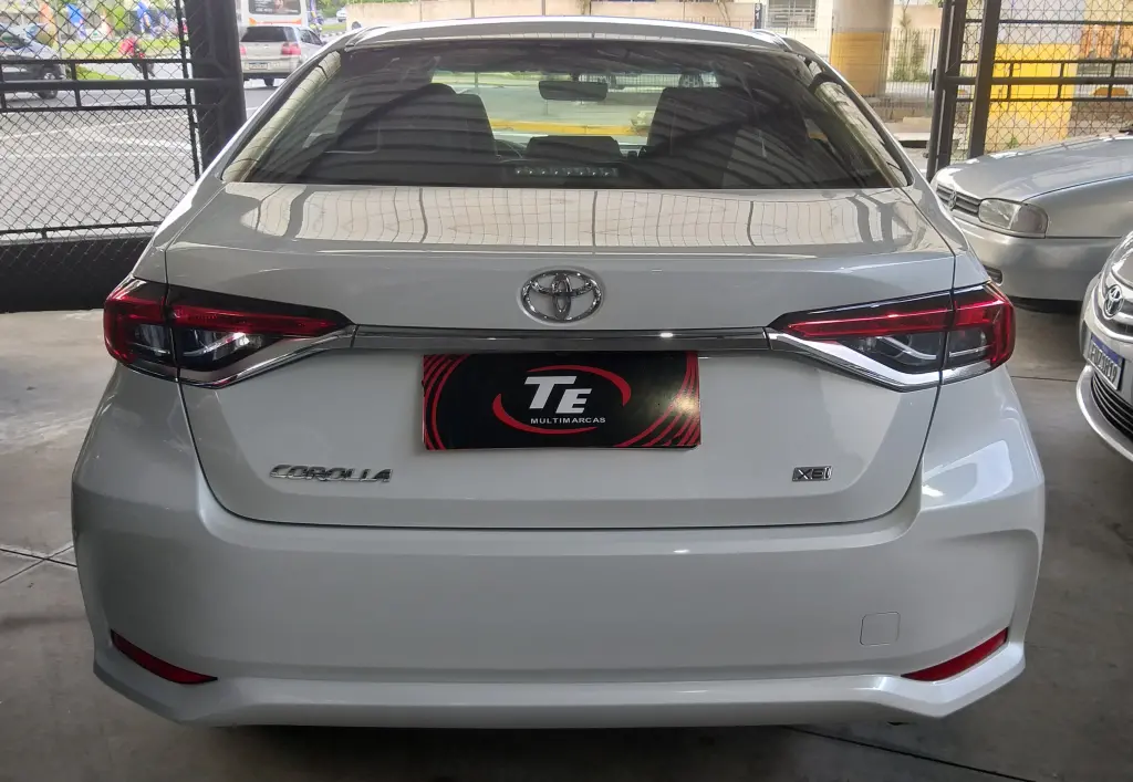 TOYOTA Corolla - Foto
