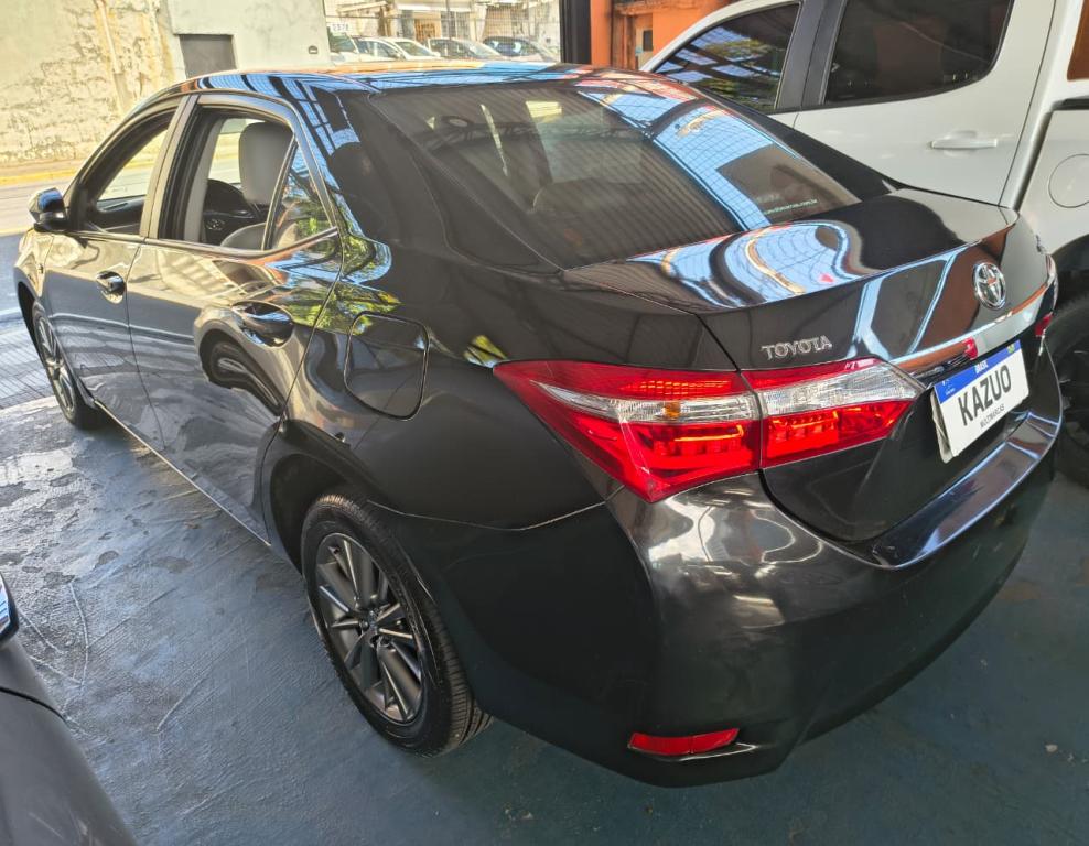 TOYOTA Corolla - Foto