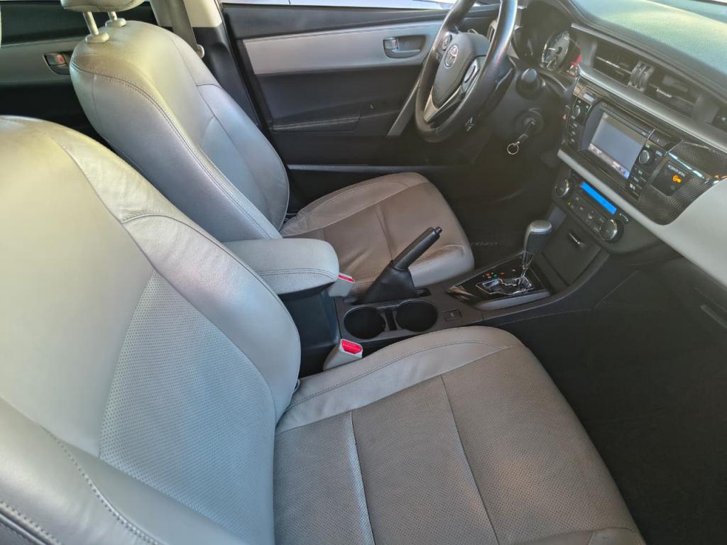 TOYOTA Corolla - Foto