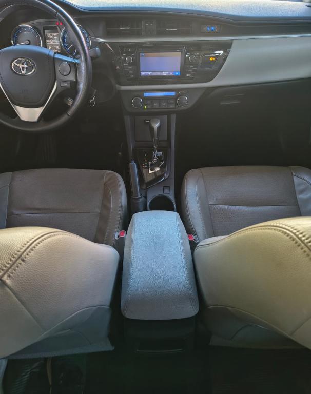 TOYOTA Corolla - Foto