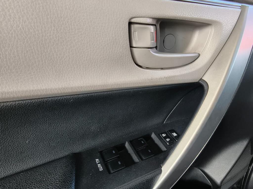 TOYOTA Corolla - Foto