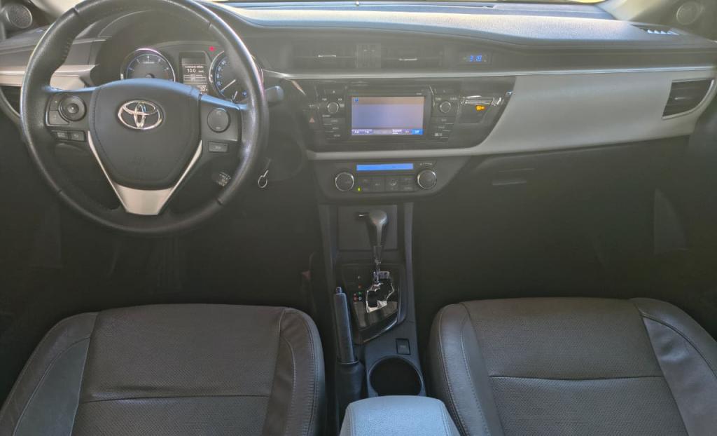 TOYOTA Corolla - Foto