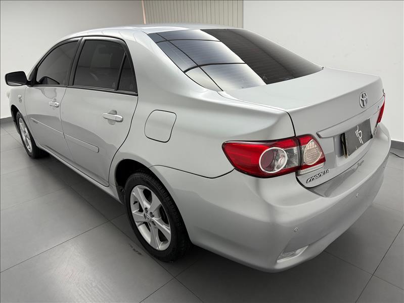 TOYOTA Corolla - Foto