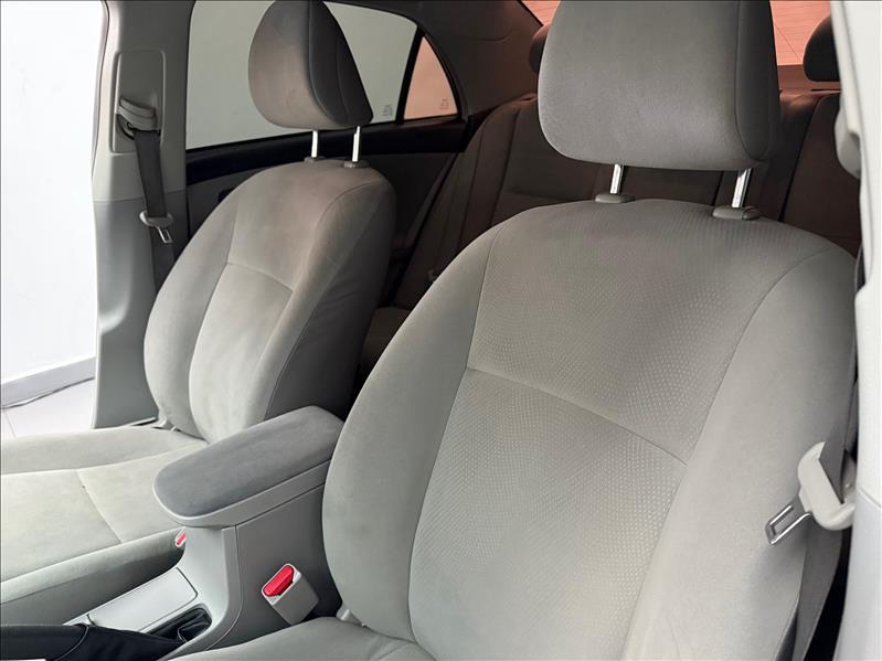 TOYOTA Corolla - Foto