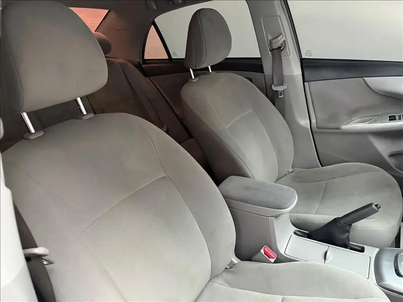 TOYOTA Corolla - Foto