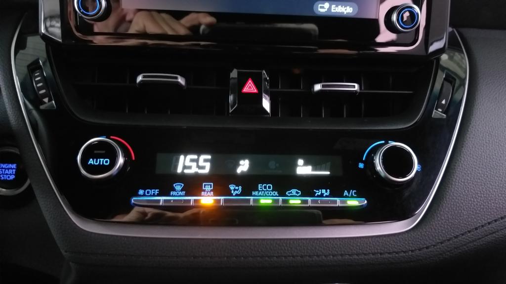 TOYOTA Corolla Cross - Foto