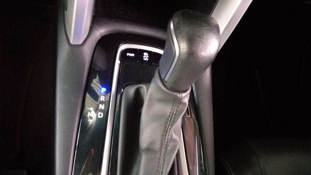 TOYOTA Corolla Cross - Foto