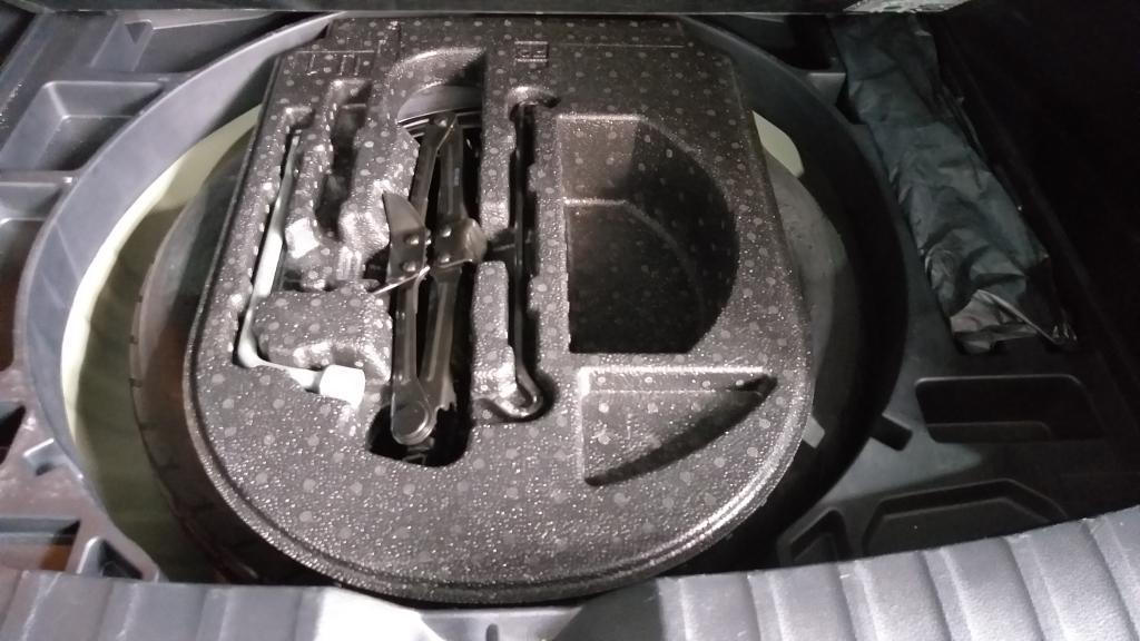 TOYOTA Corolla Cross - Foto