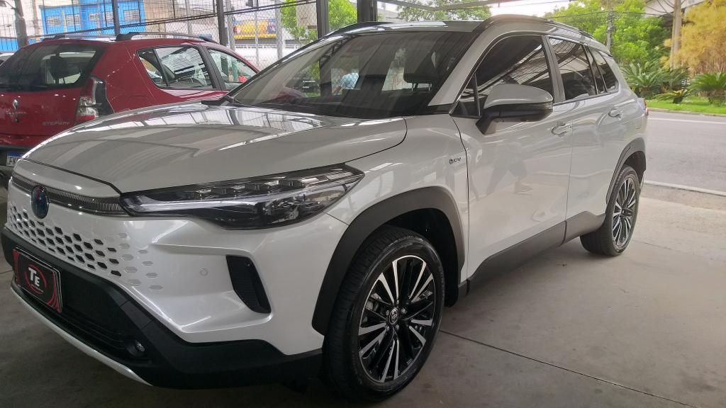 TOYOTA Corolla Cross - Foto