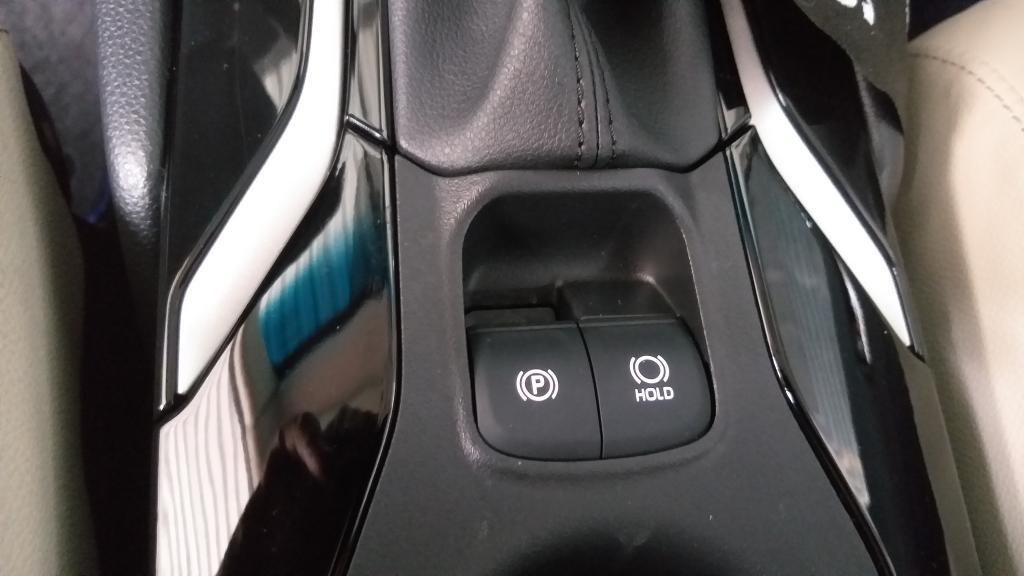 TOYOTA Corolla Cross - Foto