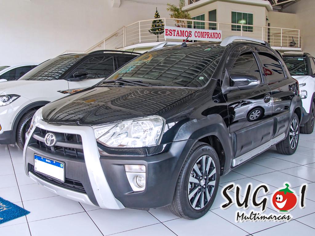 TOYOTA Etios Cross - Foto