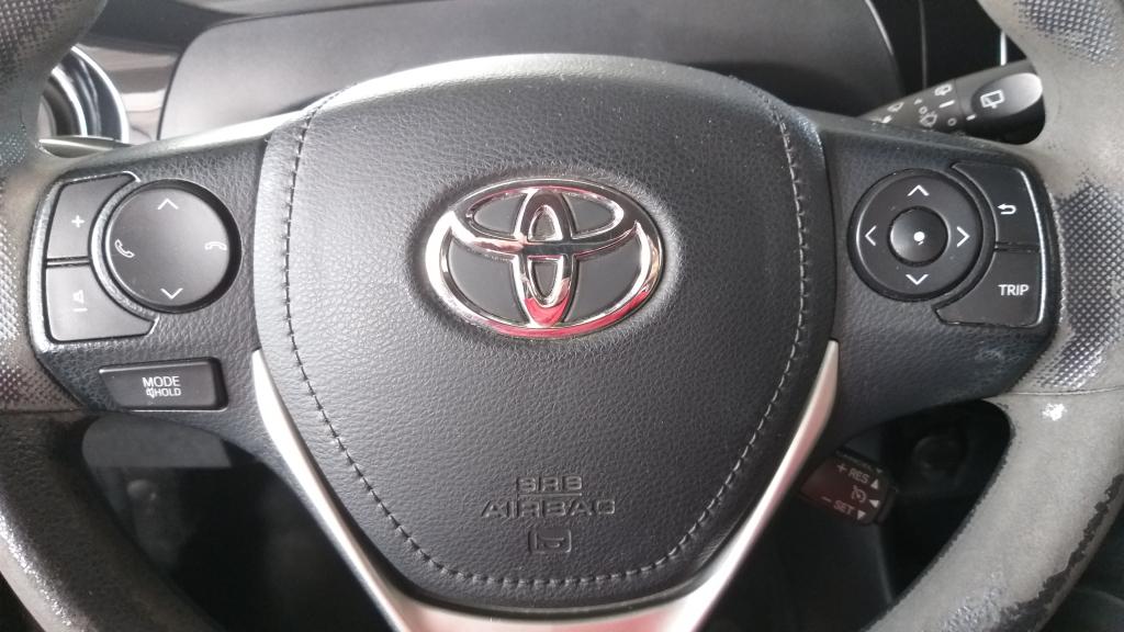 TOYOTA Etios Hatch - Foto