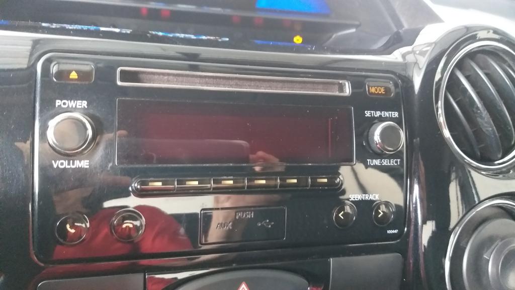 TOYOTA Etios Hatch - Foto