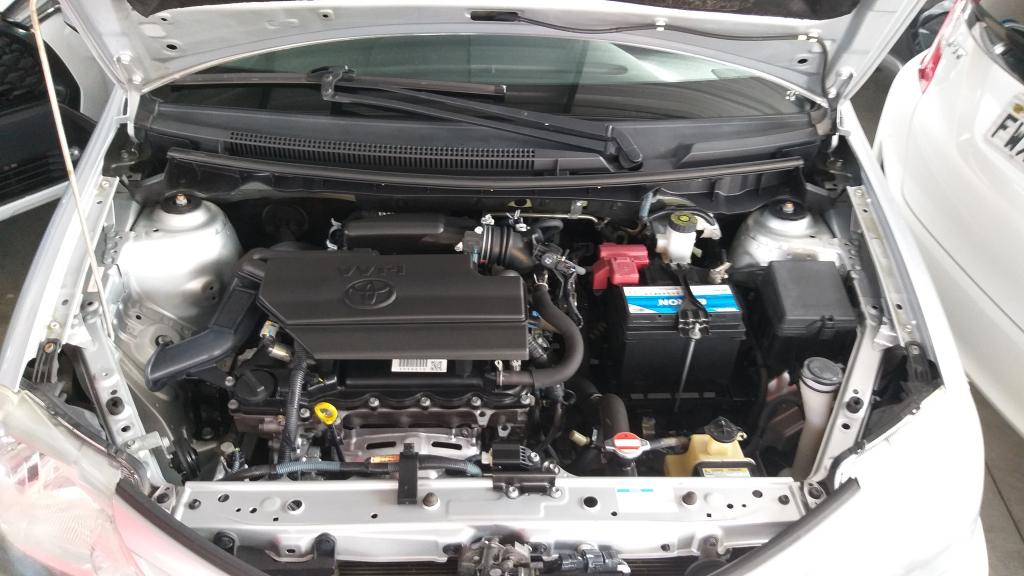 TOYOTA Etios Hatch - Foto