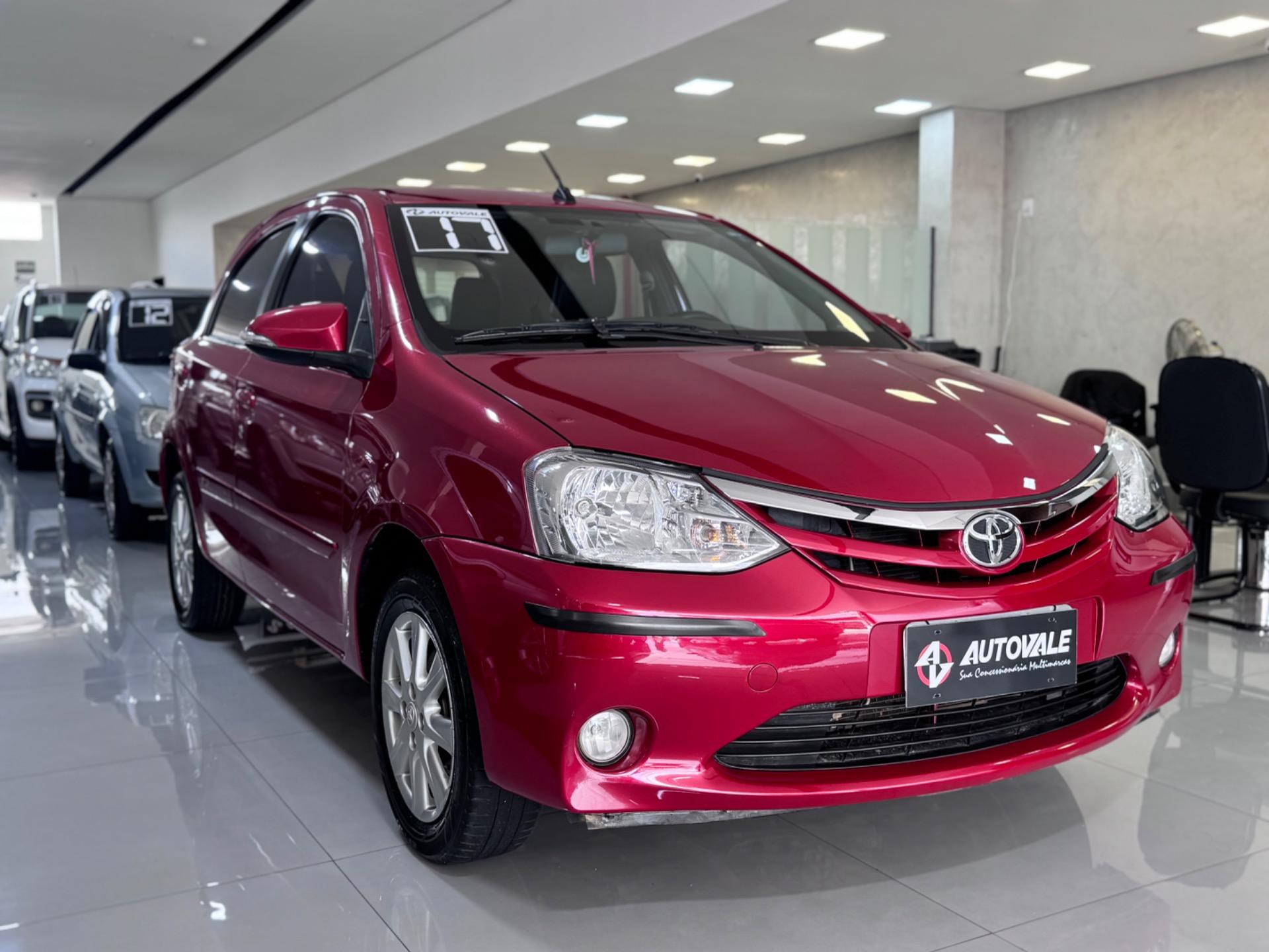 TOYOTA Etios Hatch