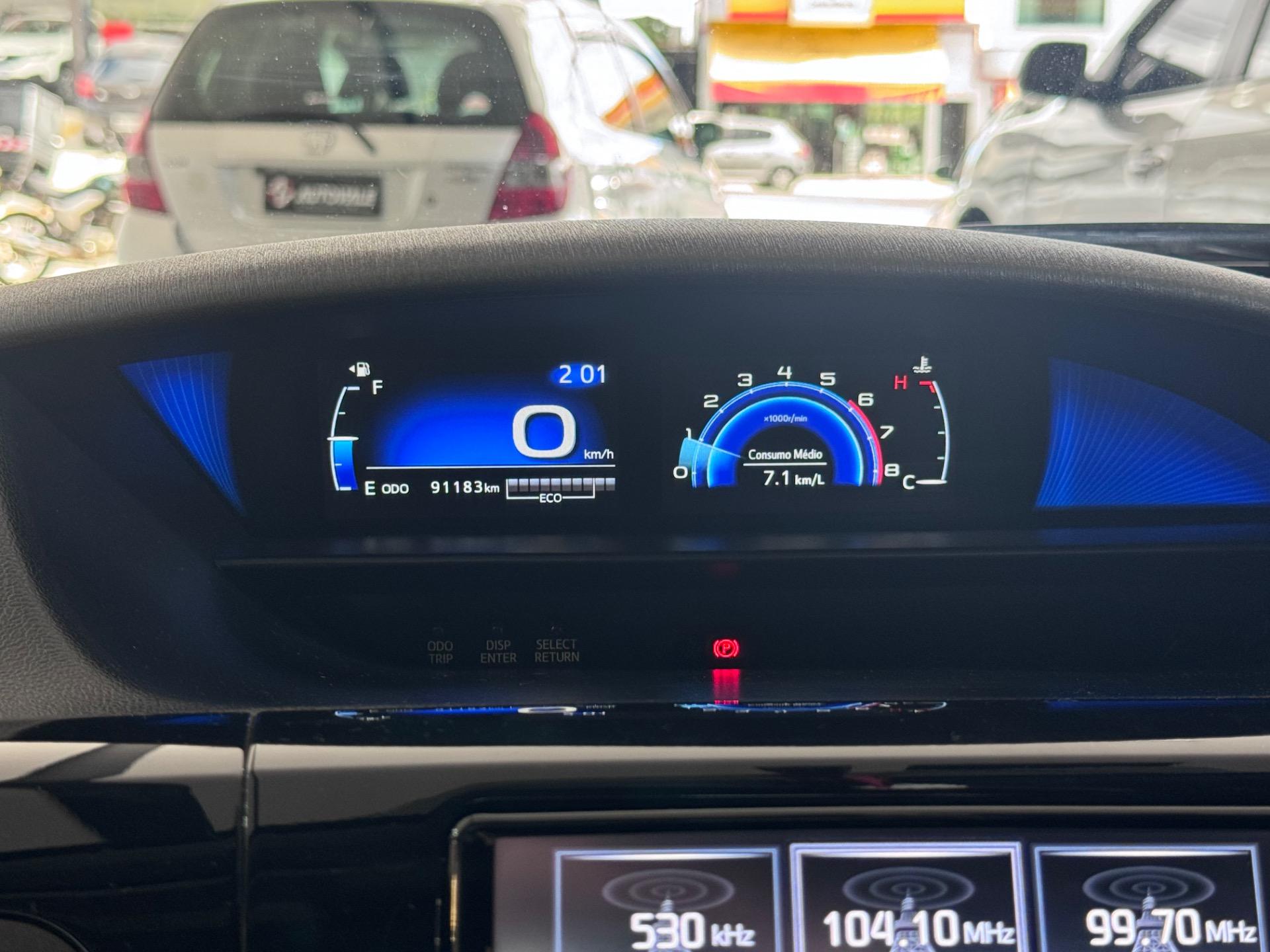 TOYOTA Etios Hatch - Foto