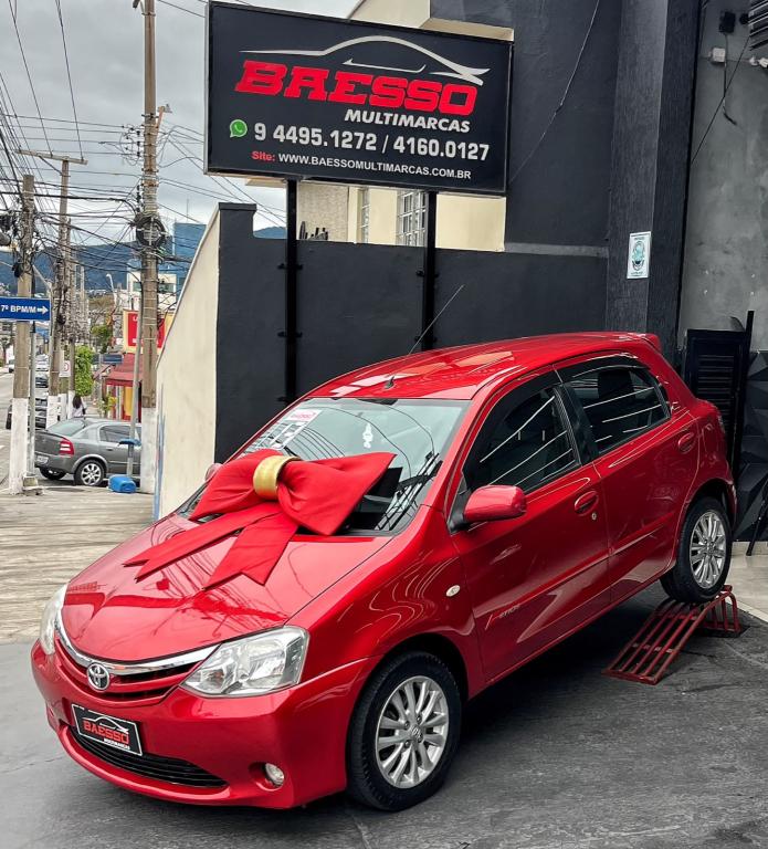 TOYOTA Etios Hatch