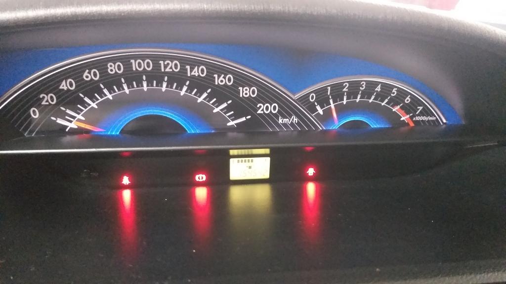TOYOTA Etios Hatch - Foto