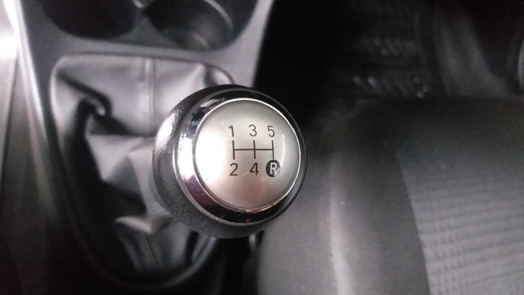 TOYOTA Etios Hatch - Foto