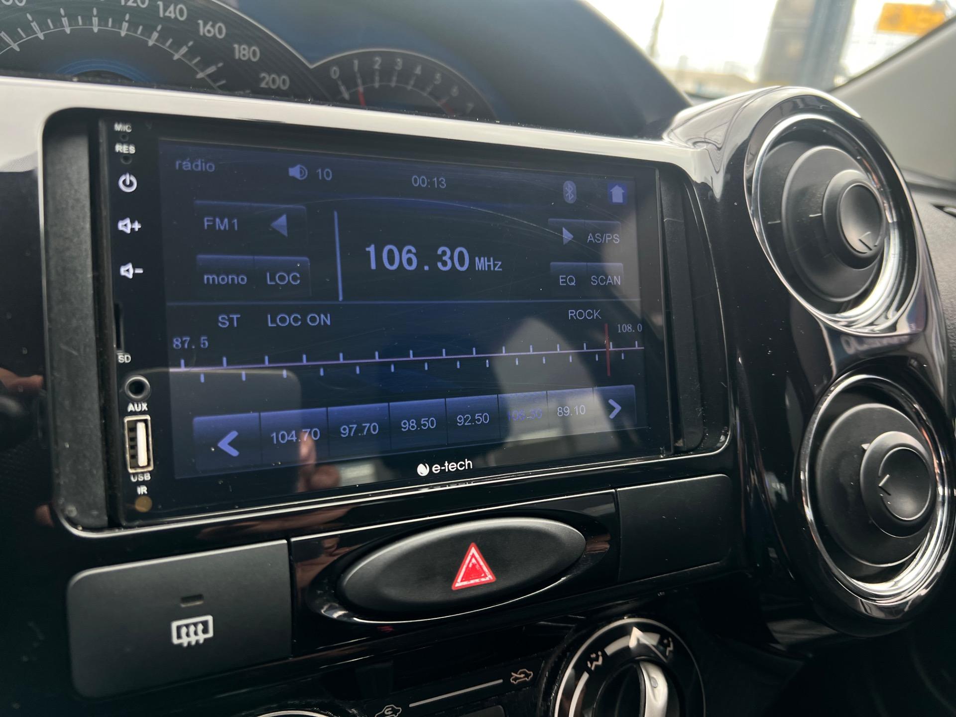 TOYOTA Etios Sedan - Foto