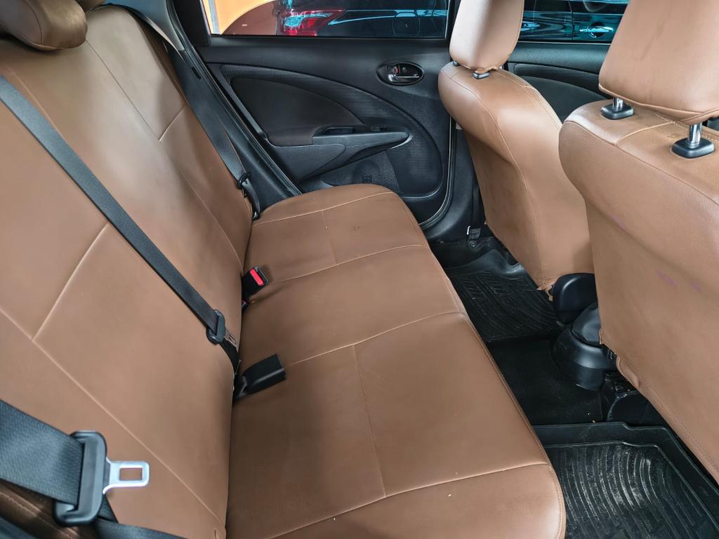 TOYOTA Etios Sedan - Foto