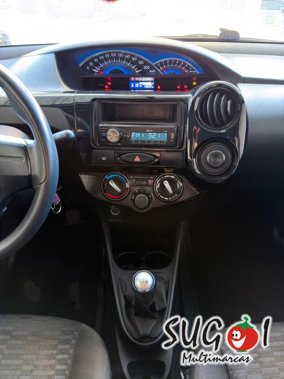 TOYOTA Etios Sedan - Foto