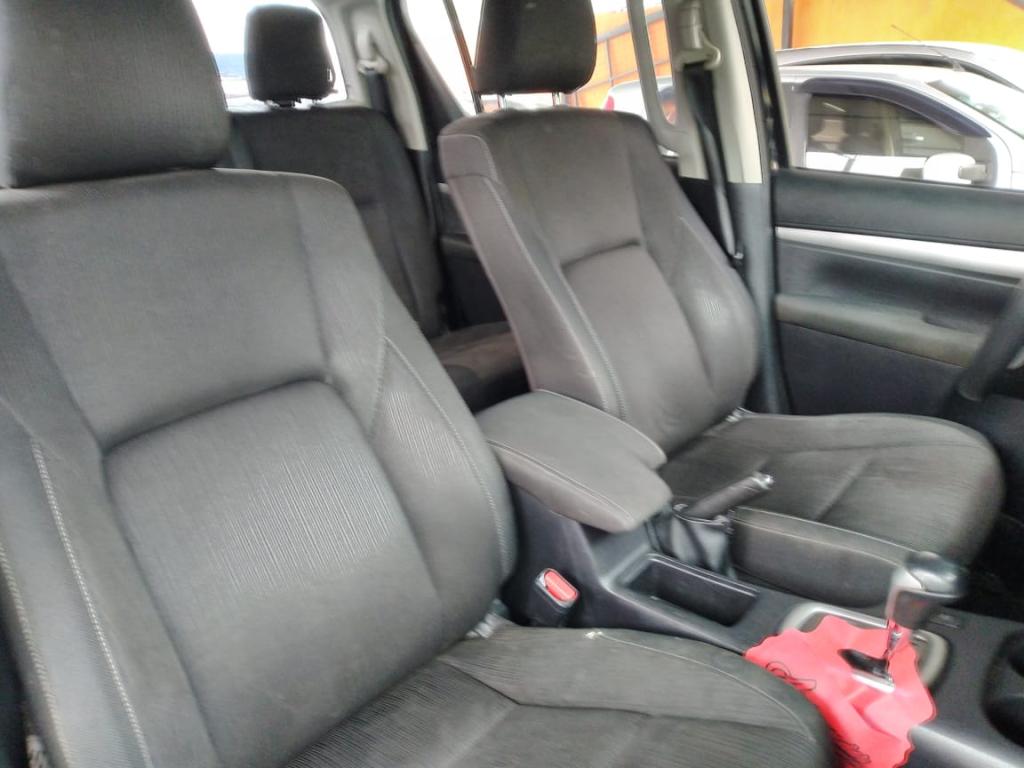TOYOTA Hilux Caminhonete - Miniatura