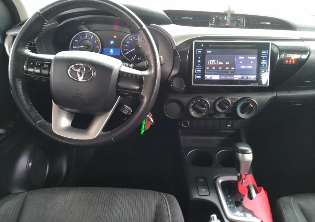 TOYOTA Hilux Caminhonete - Miniatura