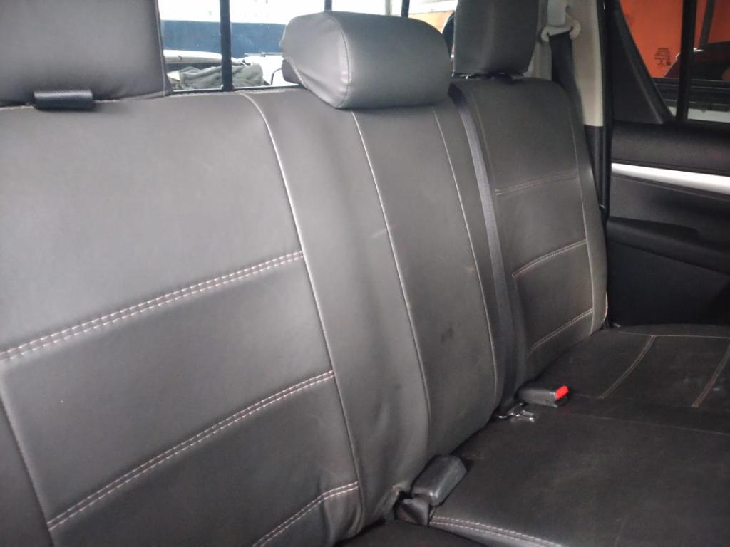 TOYOTA Hilux Caminhonete - Foto