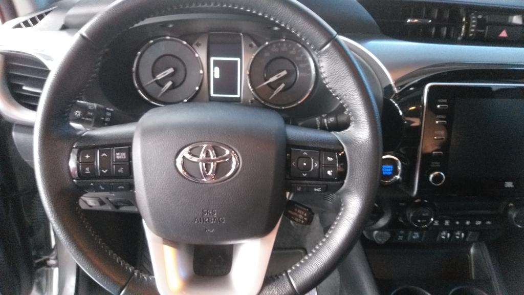 TOYOTA Hilux Caminhonete - Foto