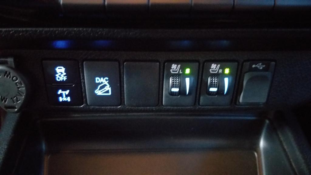 TOYOTA Hilux Caminhonete - Foto