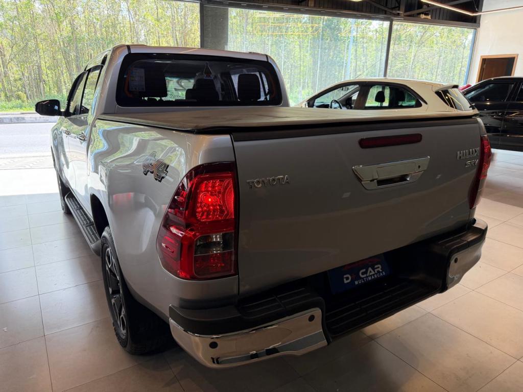 TOYOTA Hilux Caminhonete - Foto